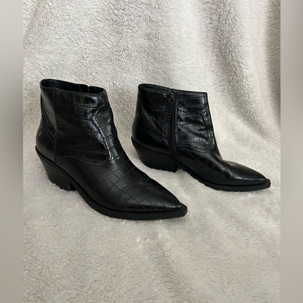 GUESS | Black Crocodile Booties